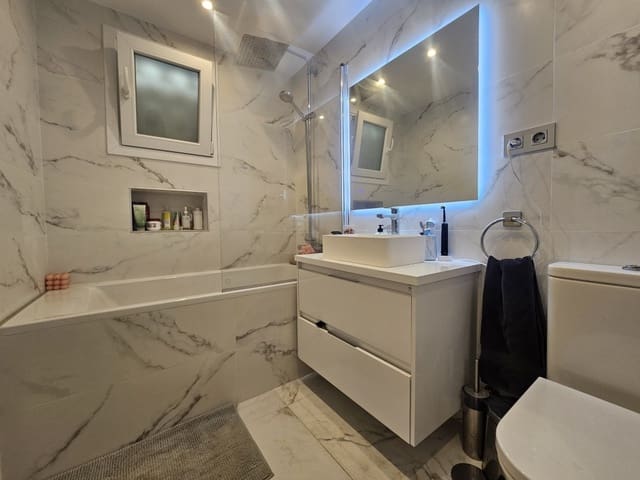 4 quarto Moradia para venda em Riviera del Sol, Mijas com piscina - 825 000 € (Ref: 9468039)