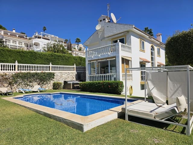4 quarto Moradia para venda em Riviera del Sol, Mijas com piscina - 825 000 € (Ref: 9468039)