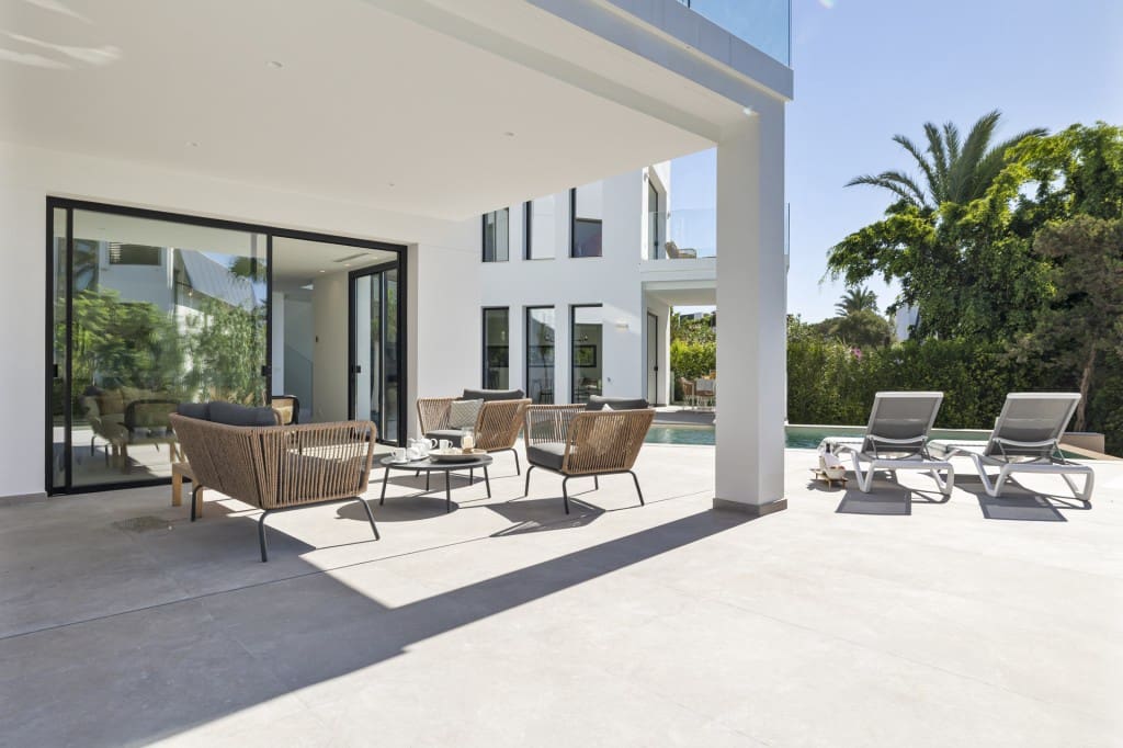 5 chambre Villa/Maison à vendre à Marbesa avec piscine garage - 3 450 000 € (Ref: 9468041)