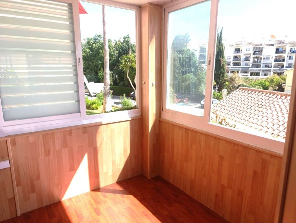 2 bedroom Apartment for sale in Riviera del Sol with pool - € 225,000 (Ref: 9468045)