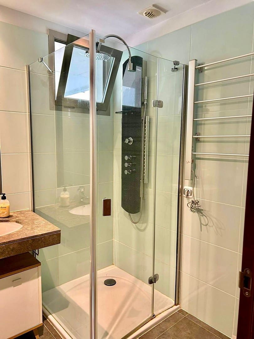 3 sypialnia Penthouse na sprzedaż w Mijas Costa z basenem garażem - 435 000 € (Ref: 9468046)