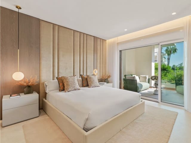 2 slaapkamer Appartement te koop in New Golden Mile, Estepona met zwembad garage - € 1.995.000 (Ref: 9468055)