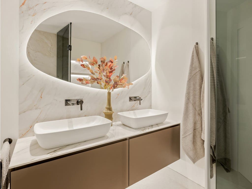 2 slaapkamer Appartement te koop in New Golden Mile met zwembad garage - € 1.995.000 (Ref: 9468055)