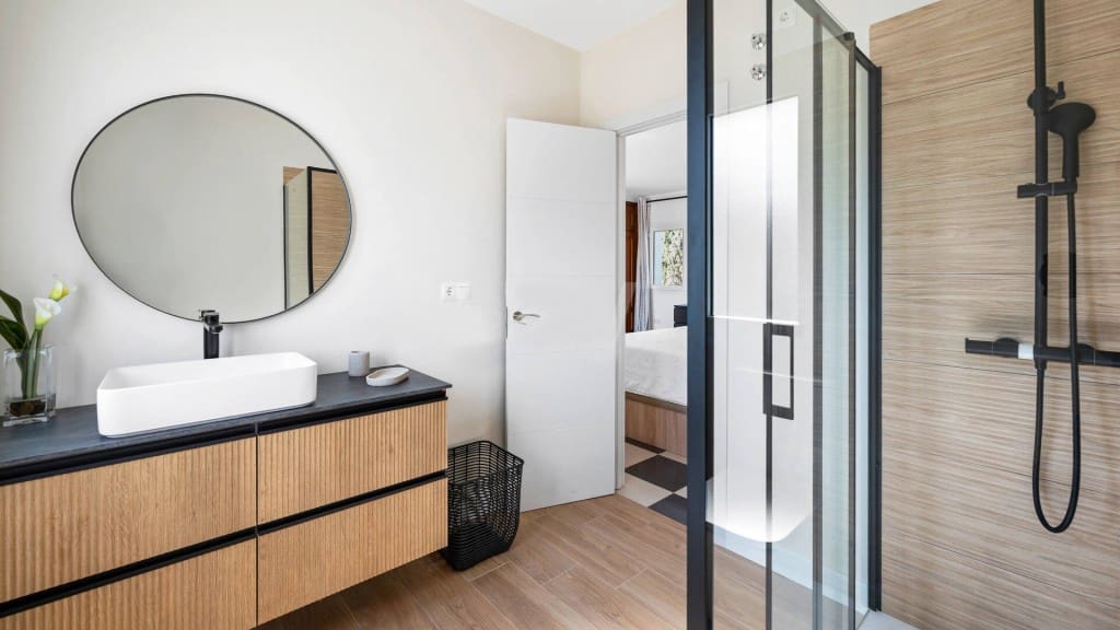 4 Zimmer Villa zu verkaufen in Cabopino mit Pool - 1.395.000 € (Ref: 9468056)