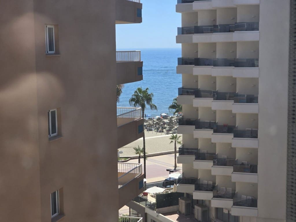 4 makuuhuone Huoneisto myytävänä paikassa Fuengirola - 595 000 € (Ref: 9468057)