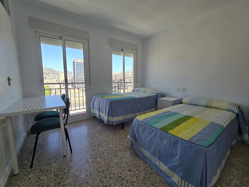 4 makuuhuone Huoneisto myytävänä paikassa Fuengirola - 595 000 € (Ref: 9468057)