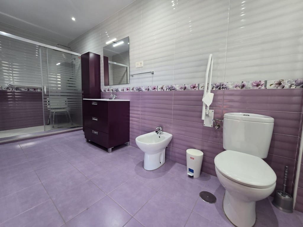 4 makuuhuone Huoneisto myytävänä paikassa Fuengirola - 595 000 € (Ref: 9468057)