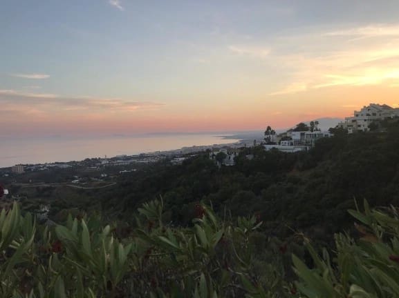 Apartamento de 3 habitaciones en Los Monteros en venta con piscina - 550.000 € (Ref: 9468060)