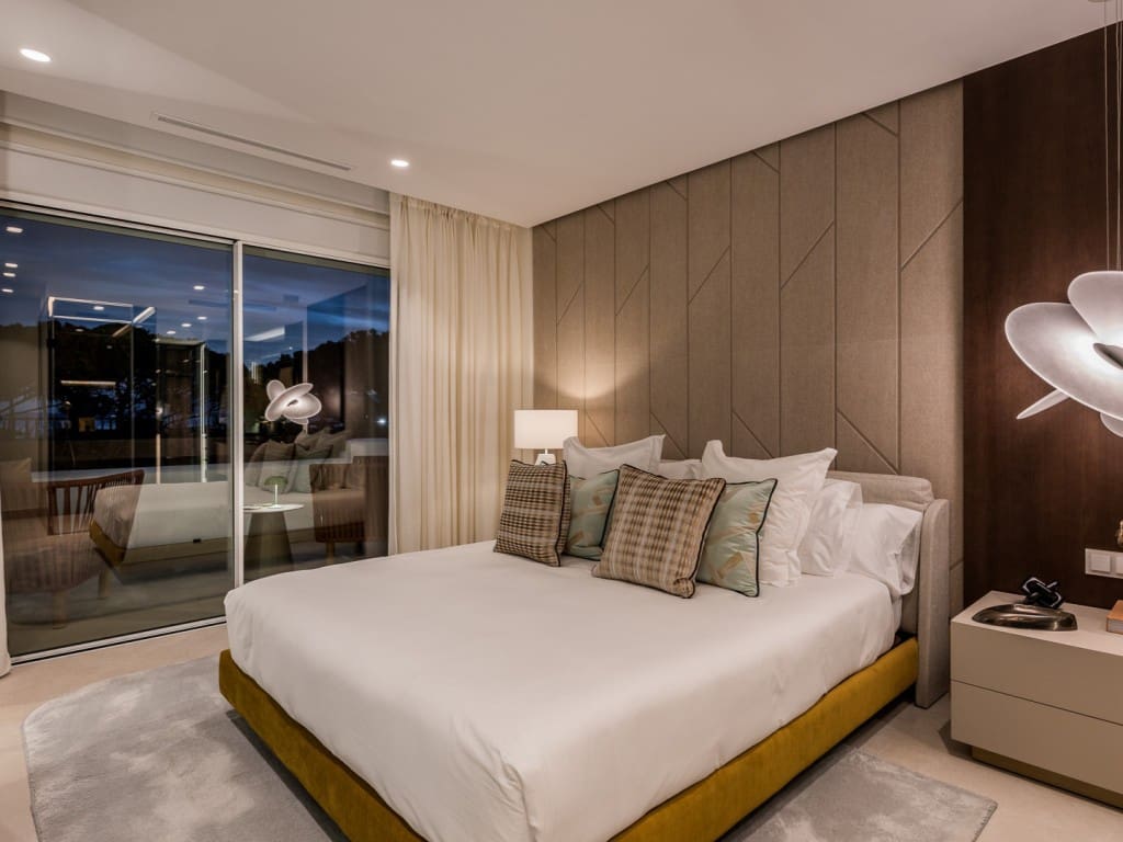 6 makuuhuone Huoneisto myytävänä paikassa Los Monteros mukana uima-altaan 
autotalli - 4 650 000 € (Ref: 9468061)