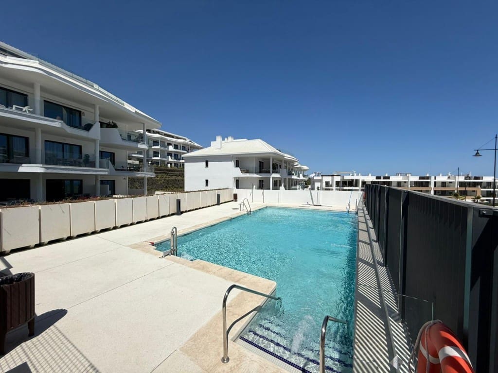 3 makuuhuone Huoneisto myytävänä paikassa Fuengirola mukana uima-altaan 
autotalli - 549 000 € (Ref: 9468069)