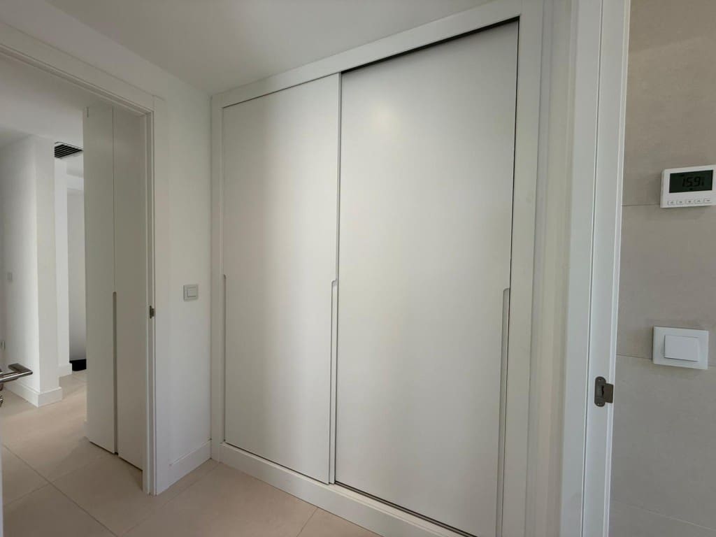 3 makuuhuone Huoneisto myytävänä paikassa Fuengirola mukana uima-altaan 
autotalli - 549 000 € (Ref: 9468069)