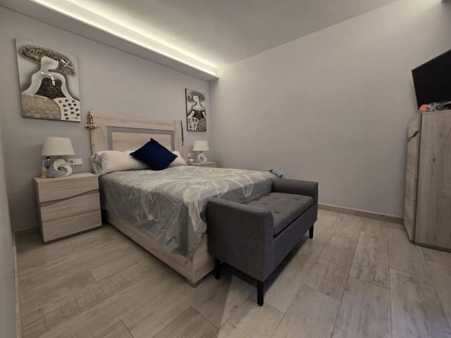 2 makuuhuone Ranta-asunto myytävänä paikassa La Cala de Mijas, Mijas - 425 000 € (Ref: 9468071)