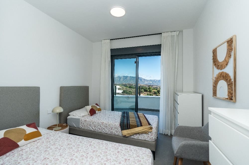 2 quarto Penthouse para venda em La Cala de Mijas com piscina - 595 000 € (Ref: 9468073)