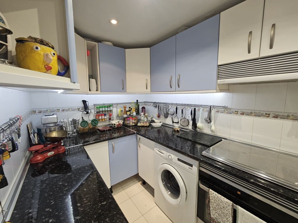 3 bedroom Beach Apartment for sale in Mijas Costa with pool - € 430,000 (Ref: 9468075)