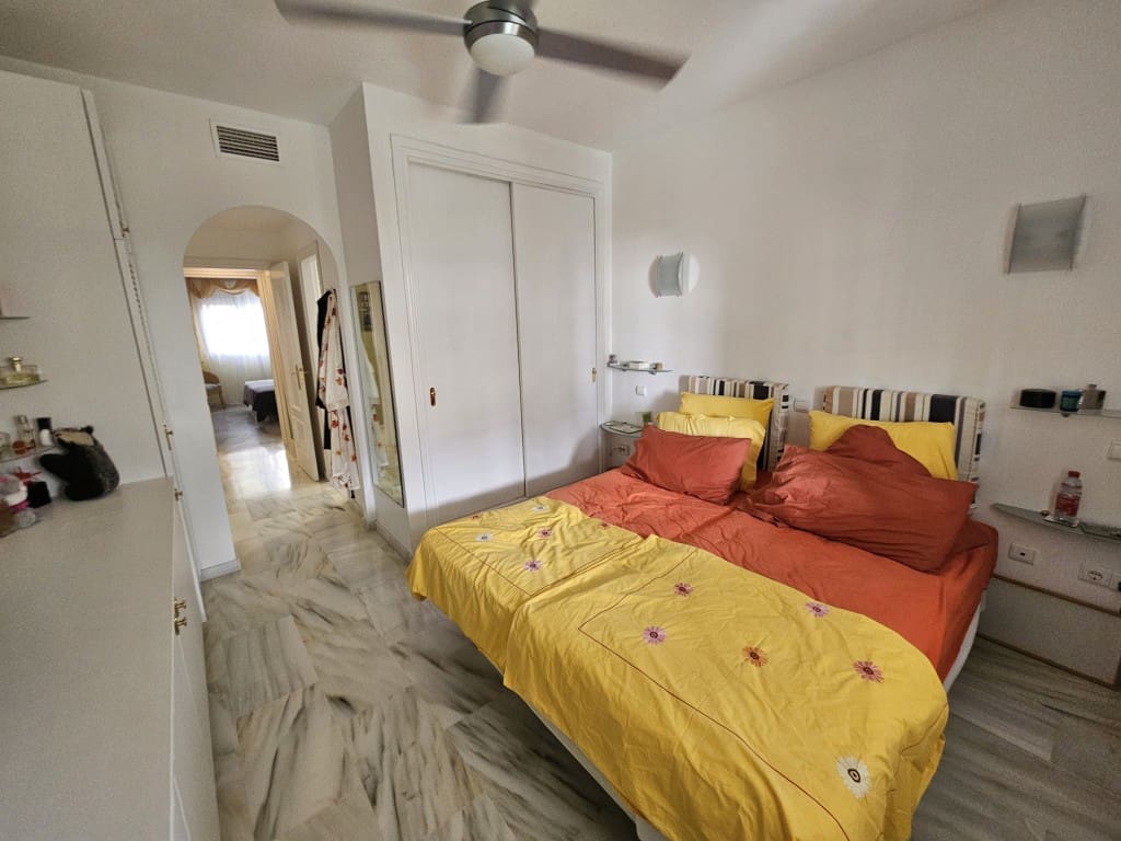 3 bedroom Beach Apartment for sale in Mijas Costa with pool - € 430,000 (Ref: 9468075)