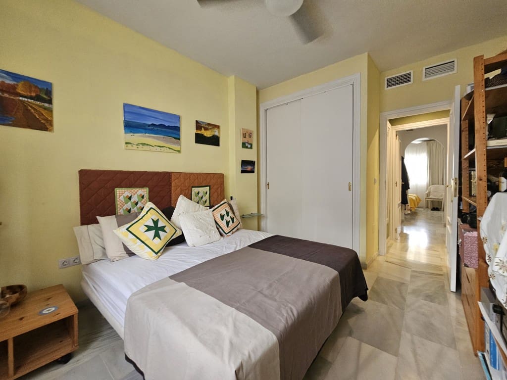 3 bedroom Beach Apartment for sale in Mijas Costa with pool - € 430,000 (Ref: 9468075)