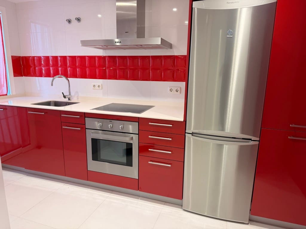 2 bedroom Townhouse for sale in Puerto Banus - € 690,000 (Ref: 9491050)