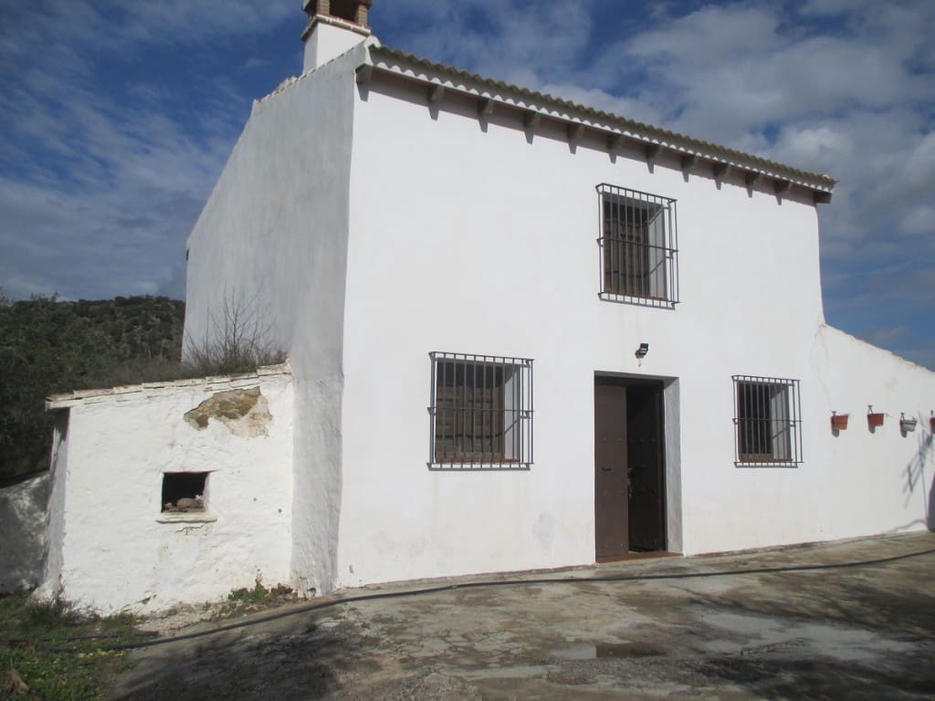 5 sovrum Villa till salu i Almogia med garage - 425 000 € (Ref: 9518391)