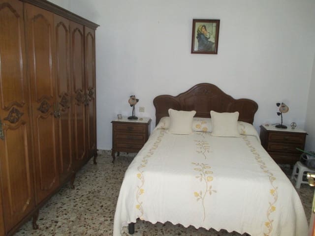 5 sovrum Villa till salu i Almogía med garage - 425 000 € (Ref: 9518391)