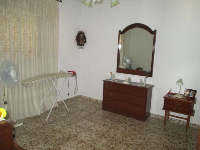 5 sovrum Villa till salu i Almogía med garage - 425 000 € (Ref: 9518391)