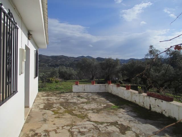 5 sovrum Villa till salu i Almogía med garage - 425 000 € (Ref: 9518391)