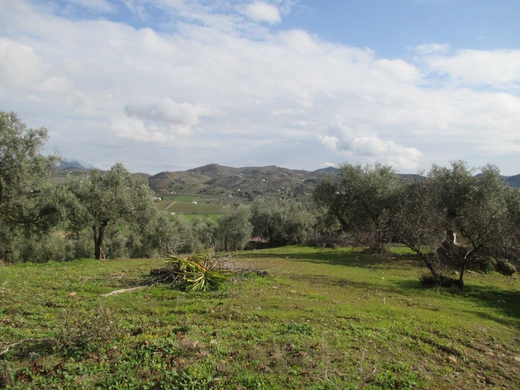 5 sovrum Villa till salu i Almogia med garage - 425 000 € (Ref: 9518391)