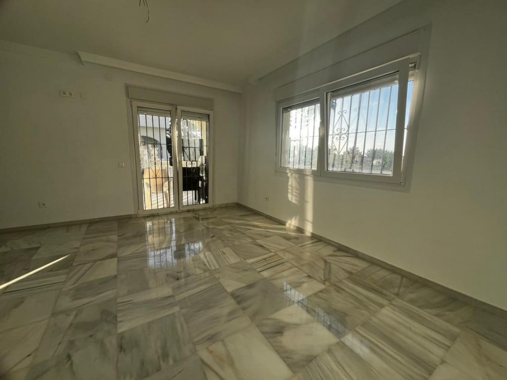 5 sypialnia Willa na sprzedaż w Mijas Costa z basenem garażem - 1 700 000 € (Ref: 9614630)