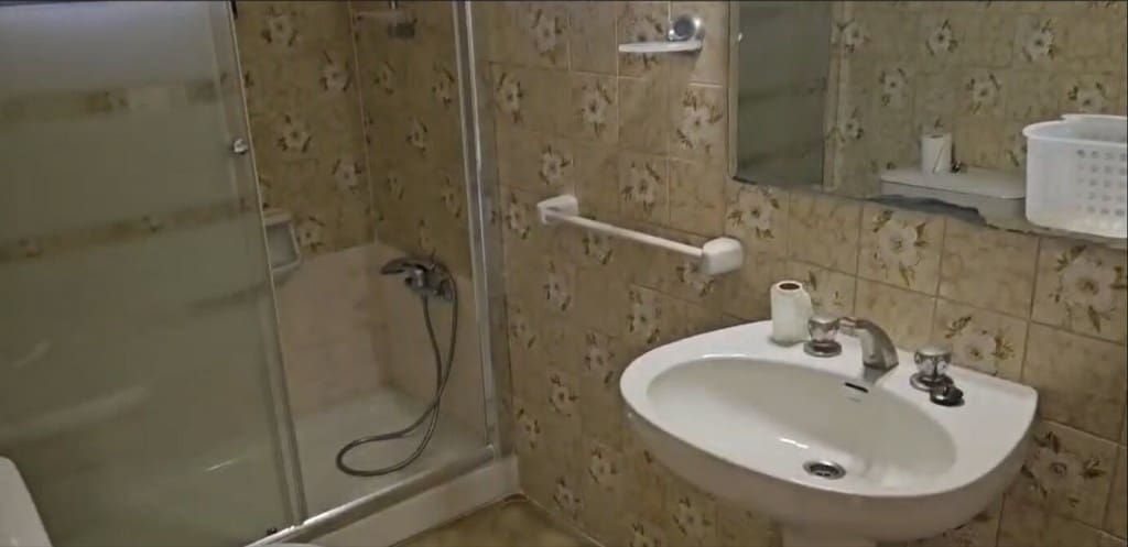 5 bedroom Villa for sale in Mijas Costa with pool garage - € 700,000 (Ref: 9614631)