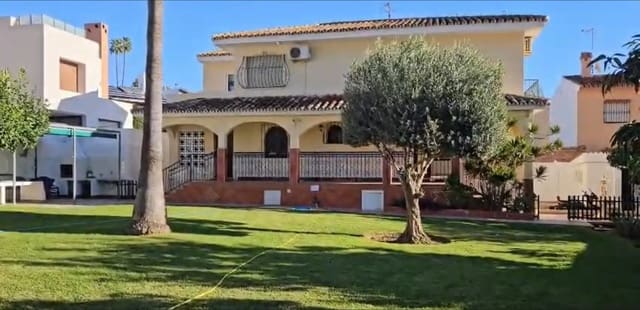 5 chambre Villa/Maison à vendre à Mijas Costa, Mijas avec piscine garage - 700 000 € (Ref: 9614631)