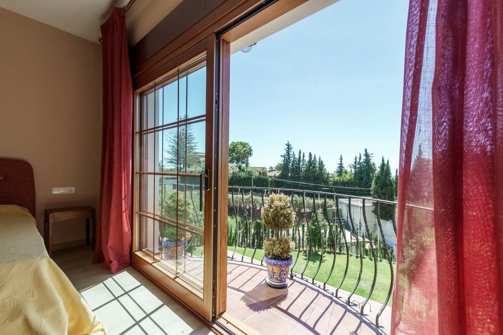 6 soverom Villa til salgs i El Rosario med svømmebasseng garasje - € 2 580 000 (Ref: 9614632)