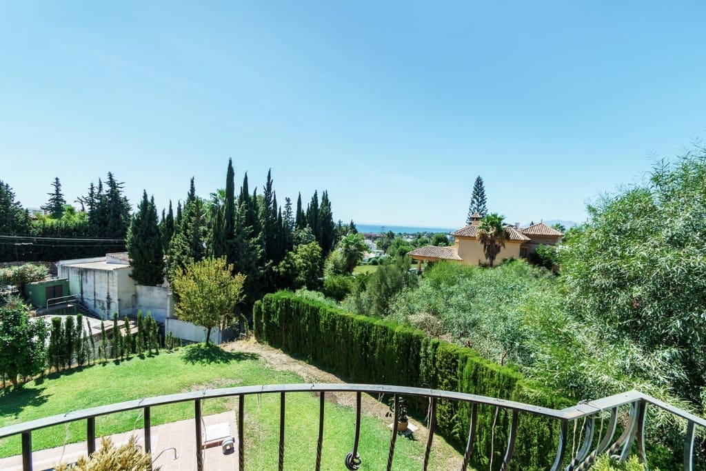 6 soverom Villa til salgs i El Rosario med svømmebasseng garasje - € 2 580 000 (Ref: 9614632)