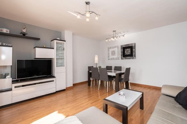 2 slaapkamer Appartement te koop in Puerto Marina, Benalmádena met zwembad garage - € 420.000 (Ref: 9614633)