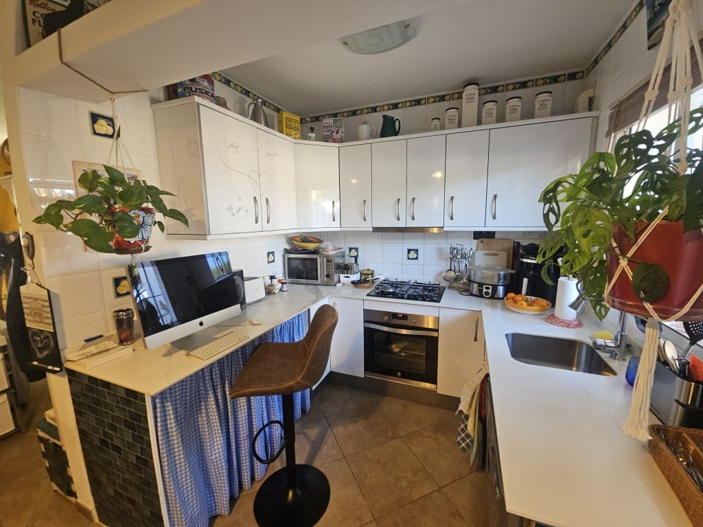 2 bedroom Townhouse for sale in Calahonda with pool - € 410,000 (Ref: 9614636)