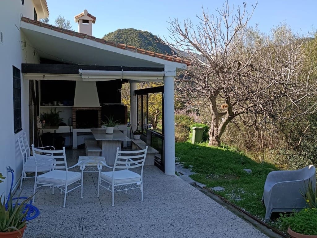 3 quarto Moradia para venda em Ojen com garagem - 520 000 € (Ref: 9697992)