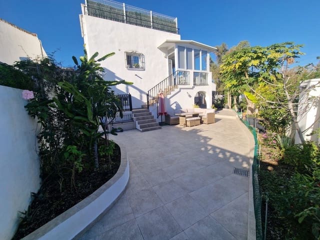 3 chambre Maison de Ville à vendre à Estepona avec piscine - 360 000 € (Ref: 9697993)