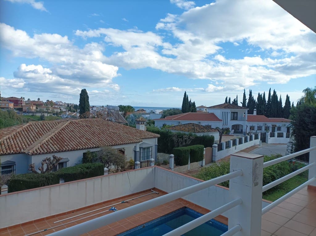 5 bedroom Villa for sale in Campo Mijas with pool garage - € 1,550,000 (Ref: 9697994)
