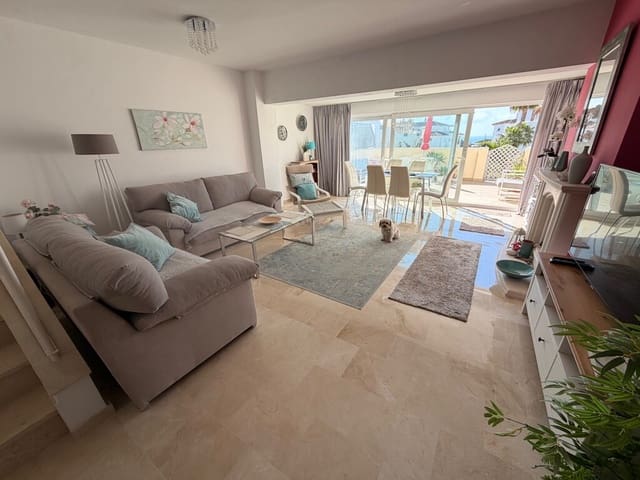 4 Zimmer Haus zu verkaufen in Calahonda, Mijas mit Pool Garage - 550.000 € (Ref: 9719403)