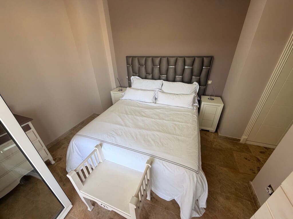 3 chambre Penthouse à vendre à Riviera del Sol avec piscine garage - 685 000 € (Ref: 9751676)