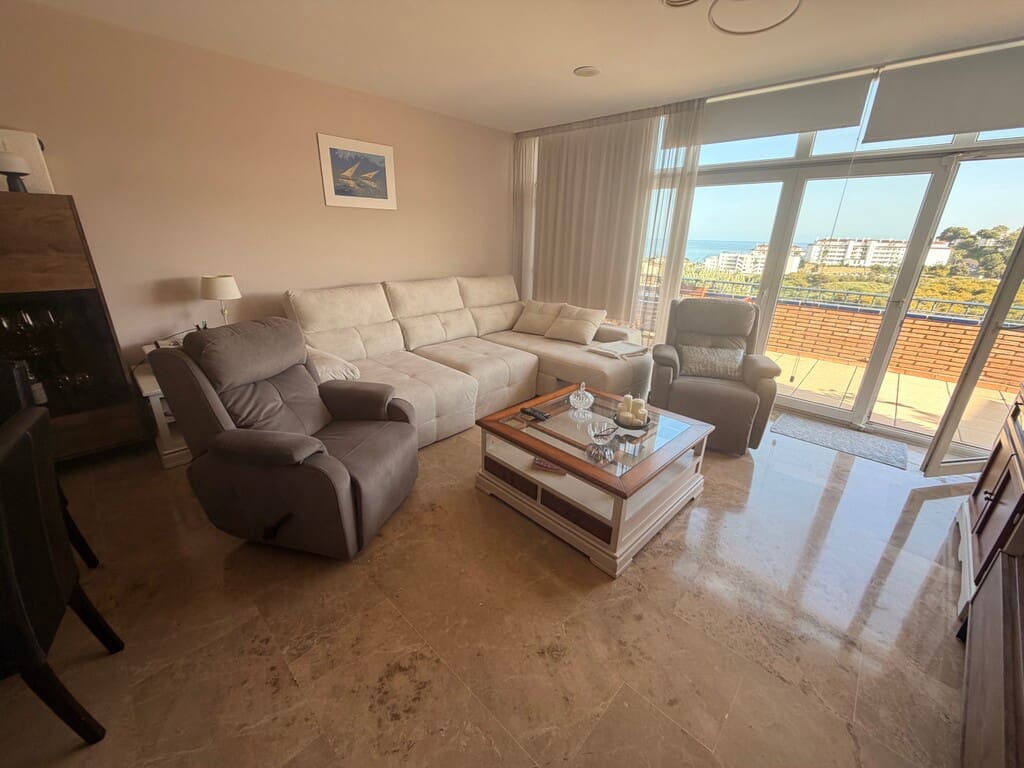 3 chambre Penthouse à vendre à Riviera del Sol avec piscine garage - 685 000 € (Ref: 9751676)