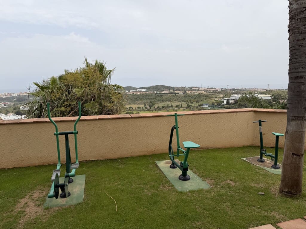 3 Zimmer Apartment zu verkaufen in Mijas Costa mit Pool Garage - 599.000 € (Ref: 9780224)