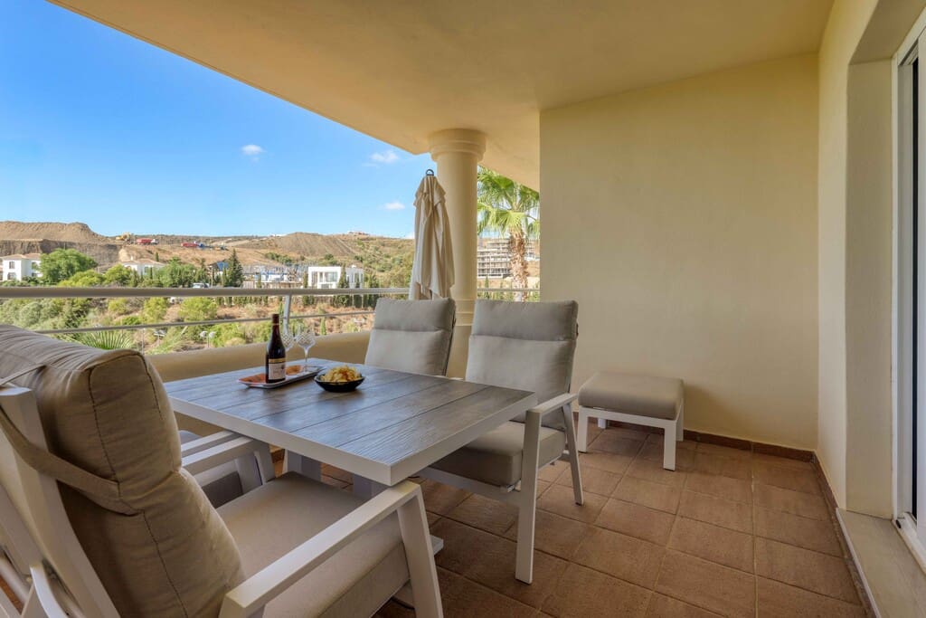 3 soveværelse Lejlighed til salg i Mijas Costa med swimmingpool garage - € 549.000 (Ref: 9780224)