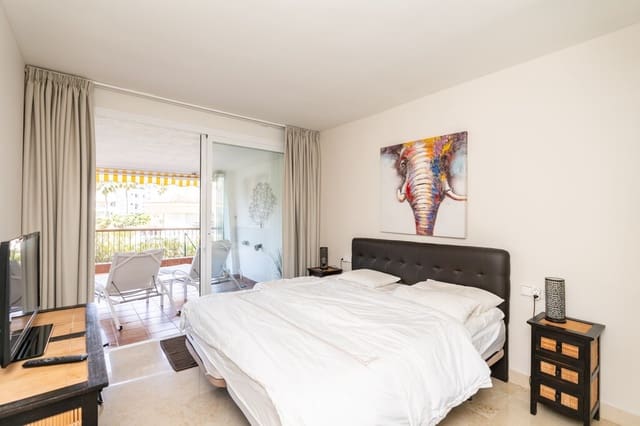 Apartamento de 2 habitaciones en Mijas Costa, Mijas en venta con piscina garaje - 399.000 € (Ref: 9780227)