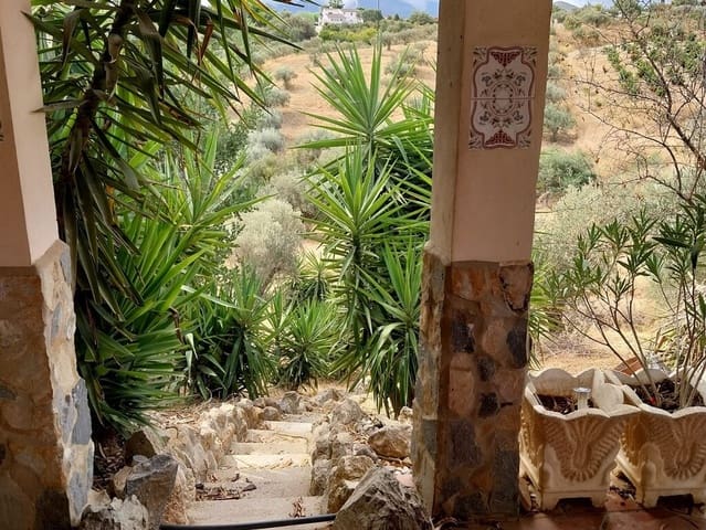 3 chambre Villa/Maison à vendre à Cártama avec piscine garage - 285 000 € (Ref: 9780230)