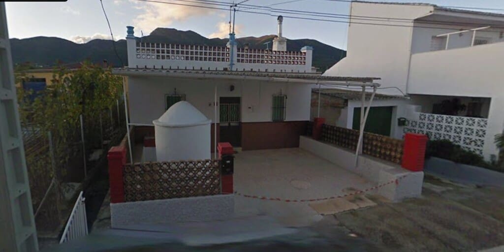 3 soverom Villa til salgs i Alhaurin el Grande med svømmebasseng garasje - € 255 000 (Ref: 9780231)