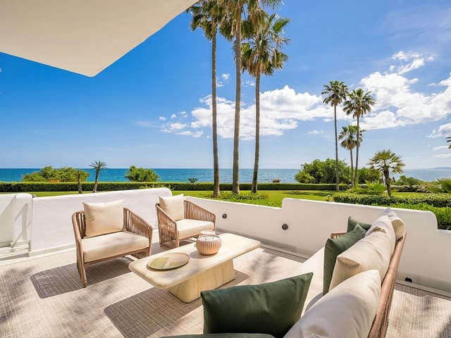 3 makuuhuone Huoneisto myytävänä paikassa Estepona mukana uima-altaan 
autotalli - 2 995 000 € (Ref: 9850929)