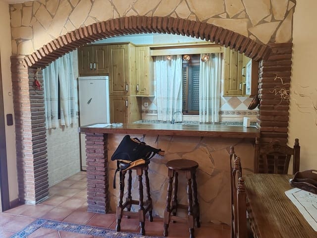 2 soverom Villa til salgs i Monda med garasje - € 500 000 (Ref: 9850932)