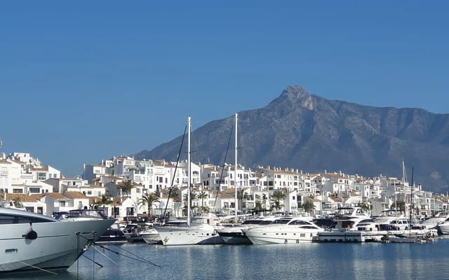 1 soverom Leilighet til salgs i San Pedro de Alcantara, Marbella med svømmebasseng - € 408 000 (Ref: 9850935)