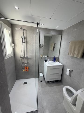 2 soverom Penthouse til salgs i Estepona med svømmebasseng - € 289 000 (Ref: 9850936)