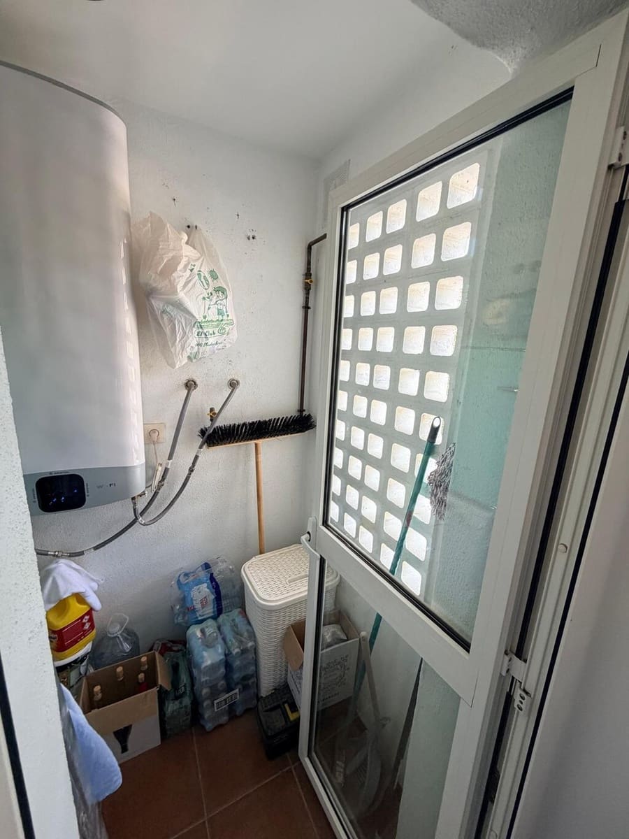 2 soverom Penthouse til salgs i Estepona med svømmebasseng - € 289 000 (Ref: 9850936)