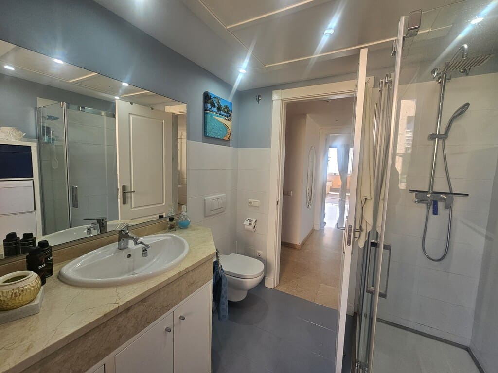 3 soverom Penthouse til salgs i Calahonda med svømmebasseng garasje - € 679 500 (Ref: 9850944)